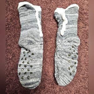 Women's Warm Thick Winter Socks Fleece Lined With Rubber Grippy Bottoms One Size